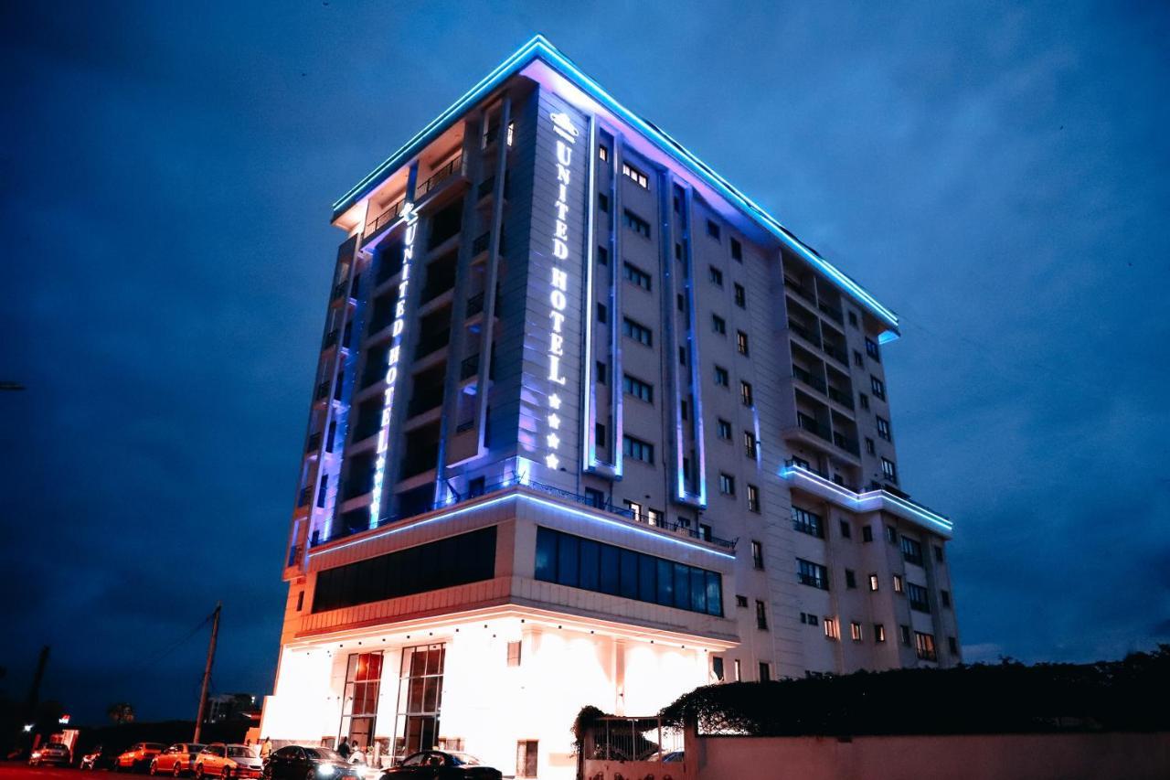 United Hotel International Яунде Экстерьер фото