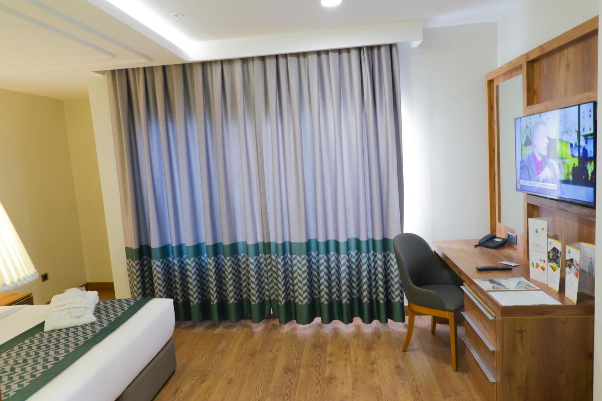 United Hotel International Яунде Экстерьер фото